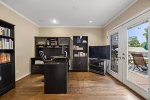 9635 Angleridge Rd, Dallas, TX 75238 - Photo 14