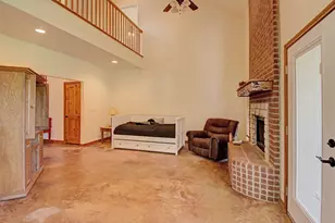 2800 County Rd 314, Cleburne, TX 76031 - Photo 12