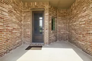 510 Royal Oaks Ln, Oak Point, TX 75068 - Photo 2