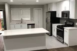 3210 Bryn Mawr Dr, Irving, TX 75062 - Photo 2