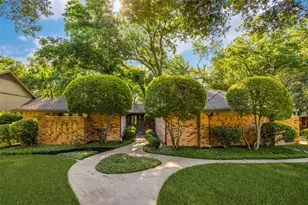 2306 Windsor Dr, Richardson, TX 75082 - Photo 2