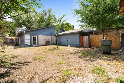 948 Meadowcove Circle, Garland, TX 75043 - Photo 10