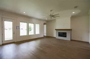 2719 Village Rd, Granbury, TX 76049 - Photo 10