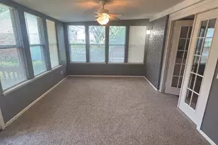 605 N Roberts St, West, TX 76691 - Photo 22
