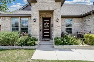 1021 Daylily Dr, Northlake, TX 76226 - Photo 2