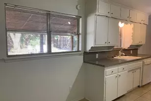 2820 Southgate Dr, Fort Worth, TX 76133 - Photo 12
