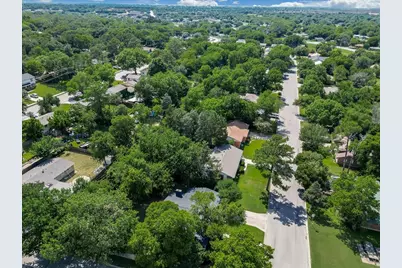 1210 Edinburg Lane, Denton, TX 76209 - Photo 36