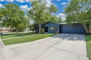 1210 Edinburg Ln, Denton, TX 76209 - Photo 2