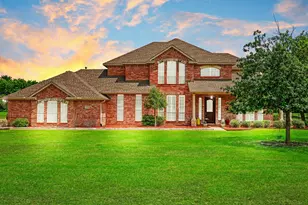 10519 E Clover Ln, Forney, TX 75126 - Photo 2