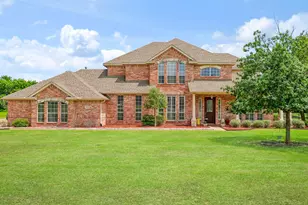 10519 E Clover Ln, Forney, TX 75126 - Photo 2