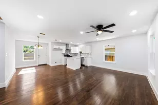 1239 Tarpley Ave, Dallas, TX 75211 - Photo 2