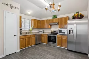 214 Shea St, Garland, TX 75040 - Photo 10