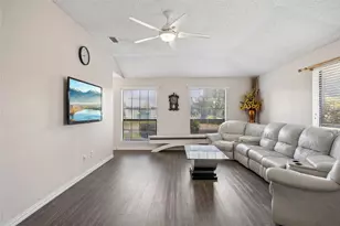 214 Shea St, Garland, TX 75040 - Photo 8