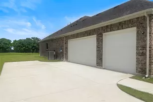 117 Aiden Dr, Waxahachie, TX 75165 - Photo 16