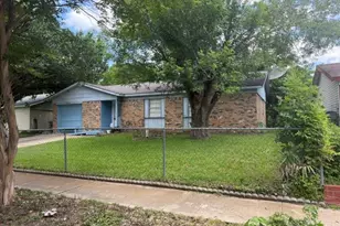 12219 Knight Dr, Balch Springs, TX 75180 - Photo 4