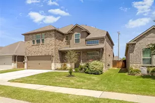 10415 Lone Star Wy, Aubrey, TX 76227 - Photo 1