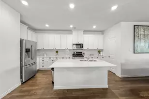 10415 Lone Star Wy, Aubrey, TX 76227 - Photo 6