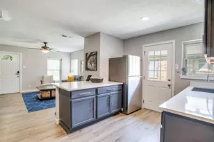 408 N Oak Cliff Blvd, Dallas, TX 75208 - Photo 2