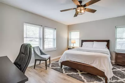 408 N Oak Cliff Boulevard, Dallas, TX 75208 - Photo 6