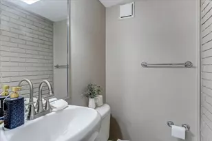 10109 Regal Park Ln, Dallas, TX 75230 - Photo 22