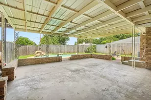 11312 Cotillion Dr, Dallas, TX 75228 - Photo 32