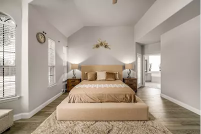 1055 Crystal Lake Drive, Frisco, TX 75036 - Photo 12