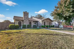 3402 Aquarius Circle, Garland, TX 75044 - Photo 2