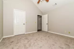 320 33rd St SW, Paris, TX 75460 - Photo 16