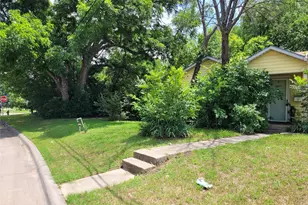 4718 Fossil Dr, Haltom City, TX 76117 - Photo 20