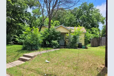 4718 Fossil Drive, Haltom City, TX 76117 - Photo 2