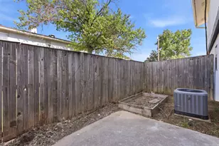 612 Ridgeline Dr, Hurst, TX 76053 - Photo 24