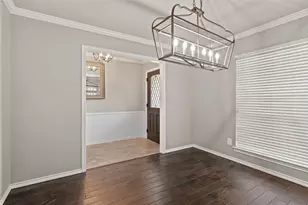 2005 Prince John Dr, Grand Prairie, TX 75050 - Photo 8