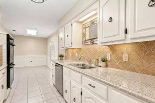 2005 Prince John Dr, Grand Prairie, TX 75050 - Photo 14