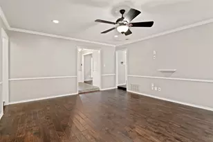 2005 Prince John Dr, Grand Prairie, TX 75050 - Photo 10