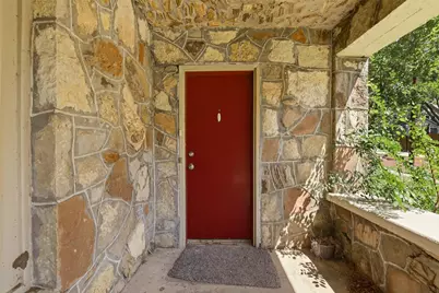 544 N Clinton Street, Stephenville, TX 76401 - Photo 2