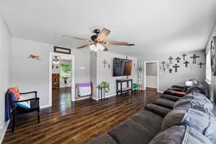 1213 Park Center St, Benbrook, TX 76126 - Photo 8