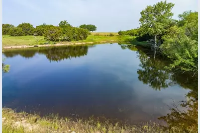 16401 Cedar Rock Parkway, Crawford, TX 76638 - Photo 14