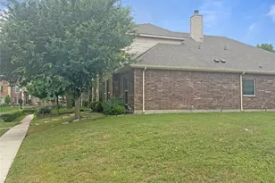 421 Sunnyside Ln, Red Oak, TX 75154 - Photo 2