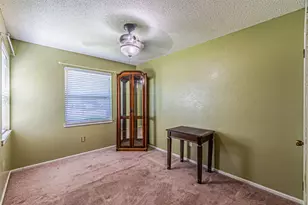 2211 Clover Park Dr, Arlington, TX 76013 - Photo 30