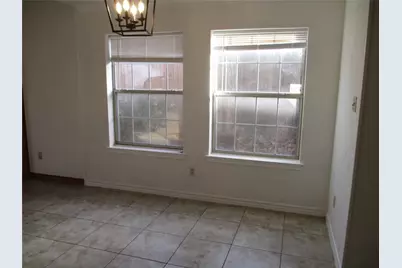 4611 Oak Club Drive, Arlington, TX 76017 - Photo 2