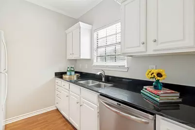 6002 Auburndale Avenue #B, University Park, TX 75205 - Photo 6