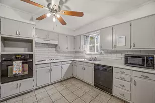 231 Choctaw Dr, Stephenville, TX 76401 - Photo 8