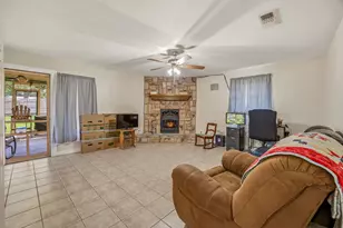 231 Choctaw Dr, Stephenville, TX 76401 - Photo 6