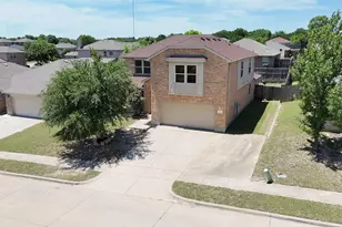 512 Tunnel St, Cedar Hill, TX 75104 - Photo 1