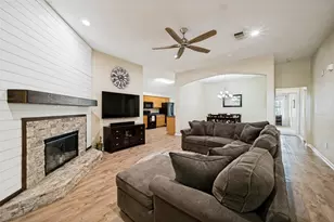 2821 Watercress Dr, Little Elm, TX 75068 - Photo 4