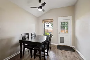 2821 Watercress Dr, Little Elm, TX 75068 - Photo 8