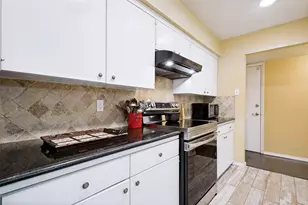 4933 Skillman St, Dallas, TX 75206 - Photo 12