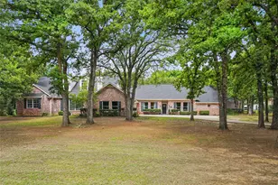 915 Skyline Dr, Argyle, TX 76226 - Photo 2