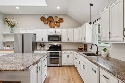 915 Skyline Drive, Argyle, TX 76226 - Photo 6