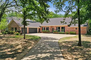 915 Skyline Dr, Argyle, TX 76226 - Photo 2